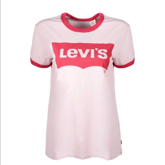 levis pink tshirt